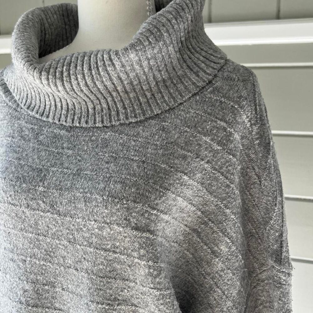 Old-navy Women's Grey Jumper - Picture 3 of 4